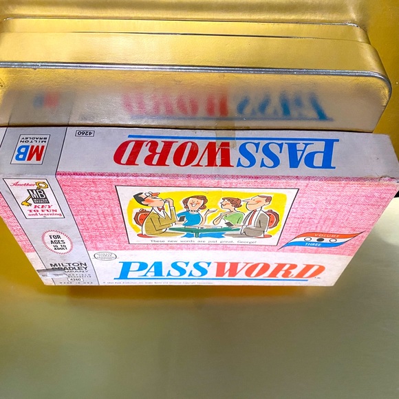 MILTON BRADLEY VINTAGE 1963 PASSWORD VOLUME 3 GAME #4260 FUN COLLECTABLE GAME - Picture 9 of 13